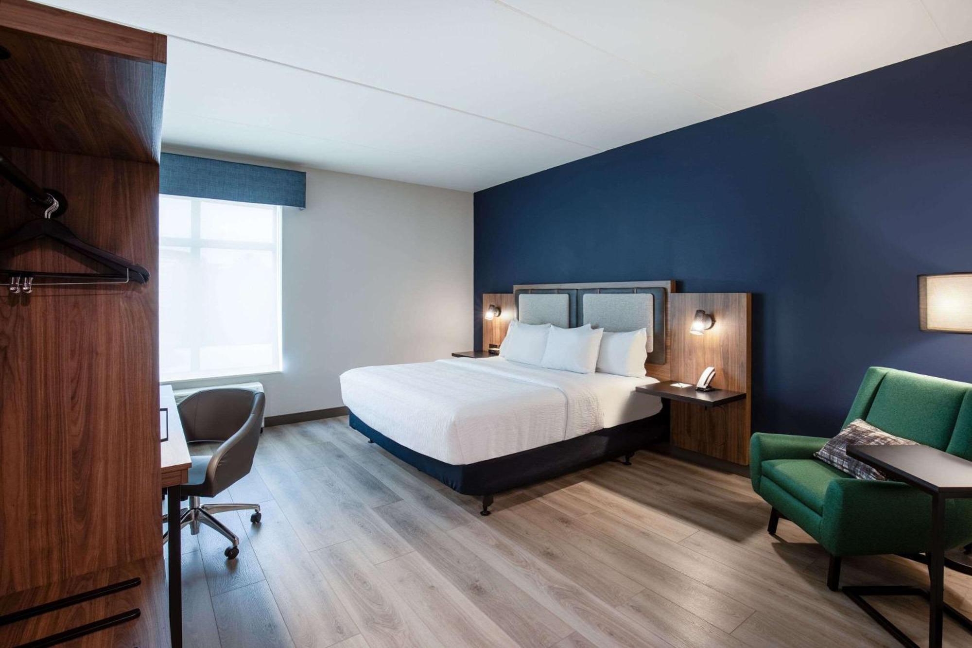 La Quinta Inn & Suites By Wyndham Chattanooga Downtown/South エクステリア 写真