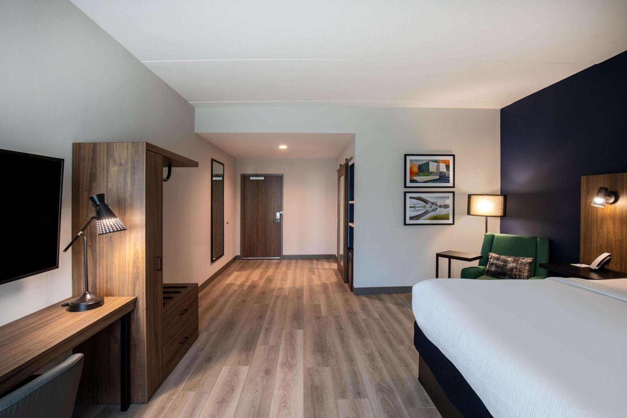 La Quinta Inn & Suites By Wyndham Chattanooga Downtown/South エクステリア 写真