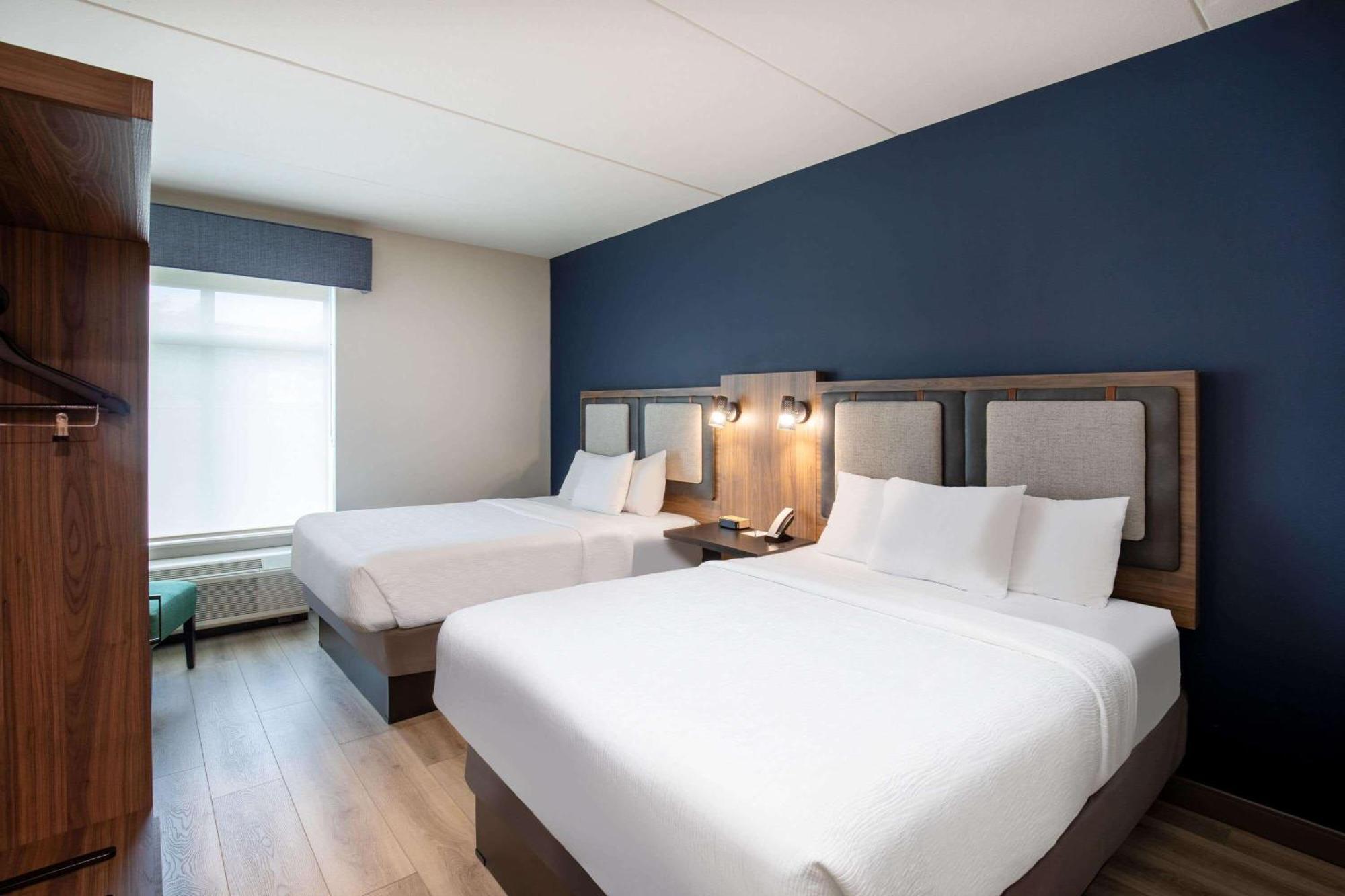 La Quinta Inn & Suites By Wyndham Chattanooga Downtown/South エクステリア 写真