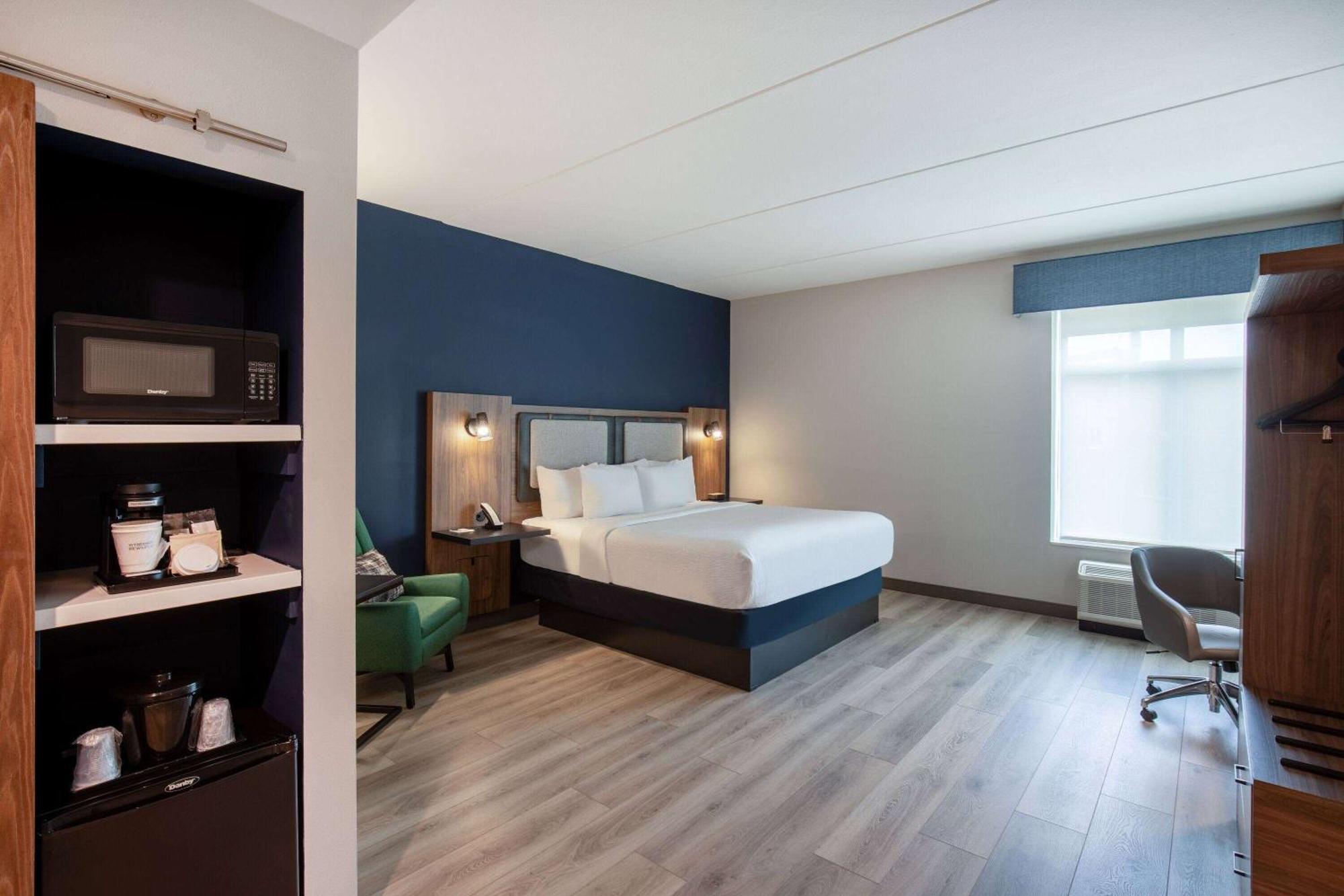 La Quinta Inn & Suites By Wyndham Chattanooga Downtown/South エクステリア 写真