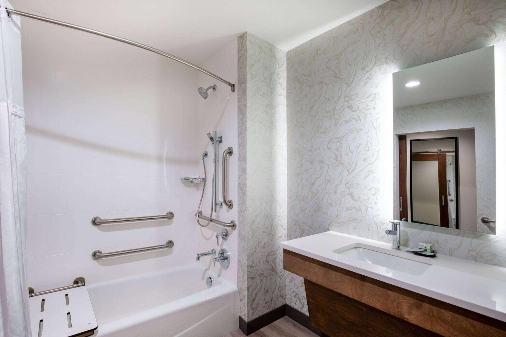 La Quinta Inn & Suites By Wyndham Chattanooga Downtown/South エクステリア 写真