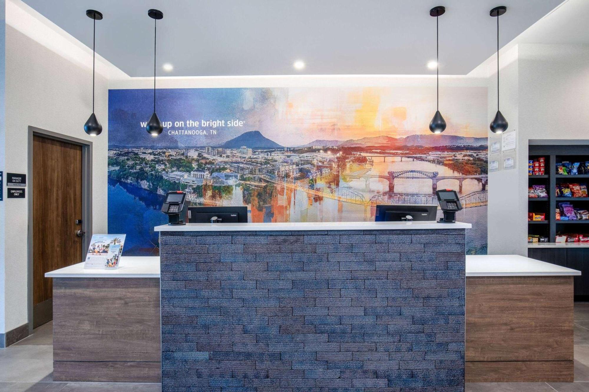 La Quinta Inn & Suites By Wyndham Chattanooga Downtown/South エクステリア 写真